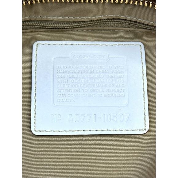 Coach Vintage Y2K Hampton Signature Satchel - Picture 16 of 16